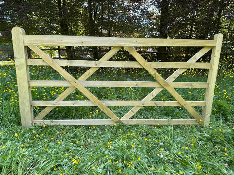 Portail anglais imprégné de pin Premium