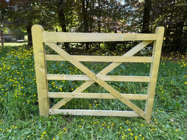 Portail anglais imprégné de pin Premium