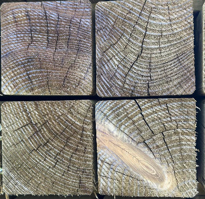 Vierkante houten paal grenen 7 x 7 x 180 cm, keteldruk geïmpregneerd Vierkante houten paal grenen 7 x 7 x 180 cm, keteldruk geïmpregneerd